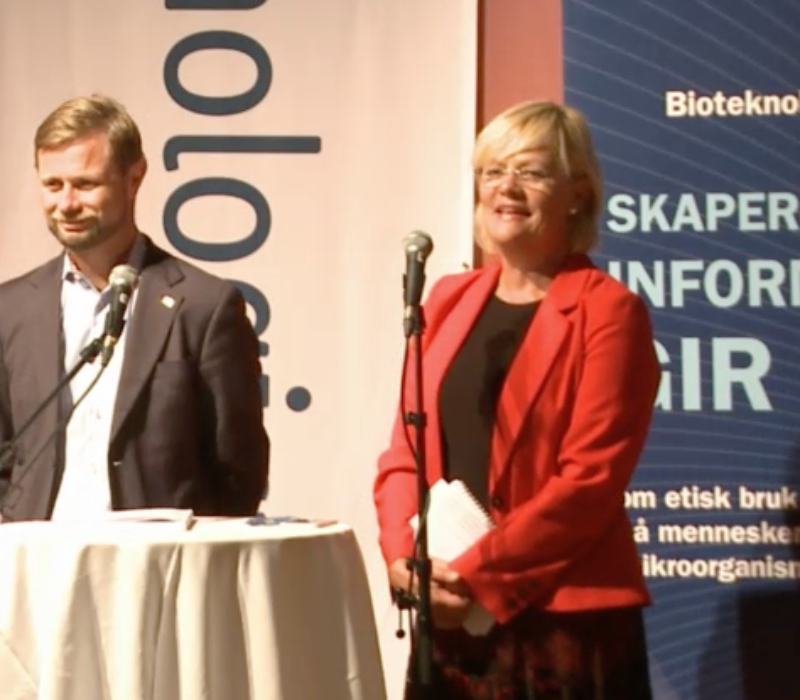 Video: Halvorsen og Høie diskuterer bioteknologi