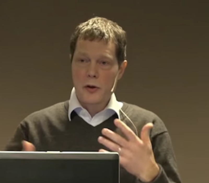 Sjå video: Frukostforedrag – bør innbyggarane i tarmen lovregulerast?