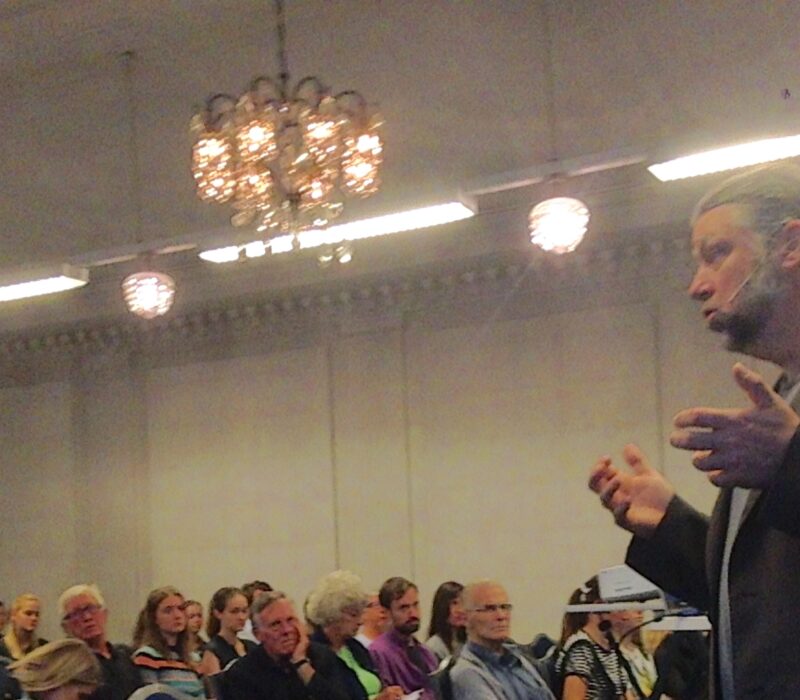 Sjå video: Kloning av utdøydde dyr